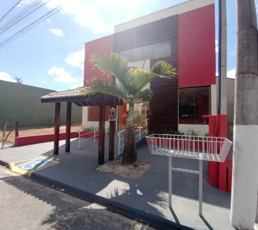 Comercial / Loja em Pindamonhangaba Alugar por R$4.500,00