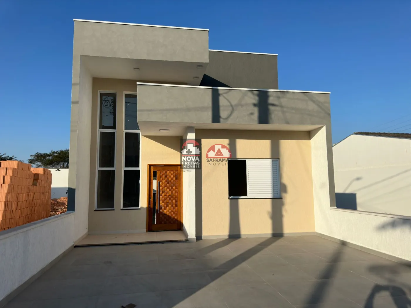 Casa / Condomínio em Pindamonhangaba 