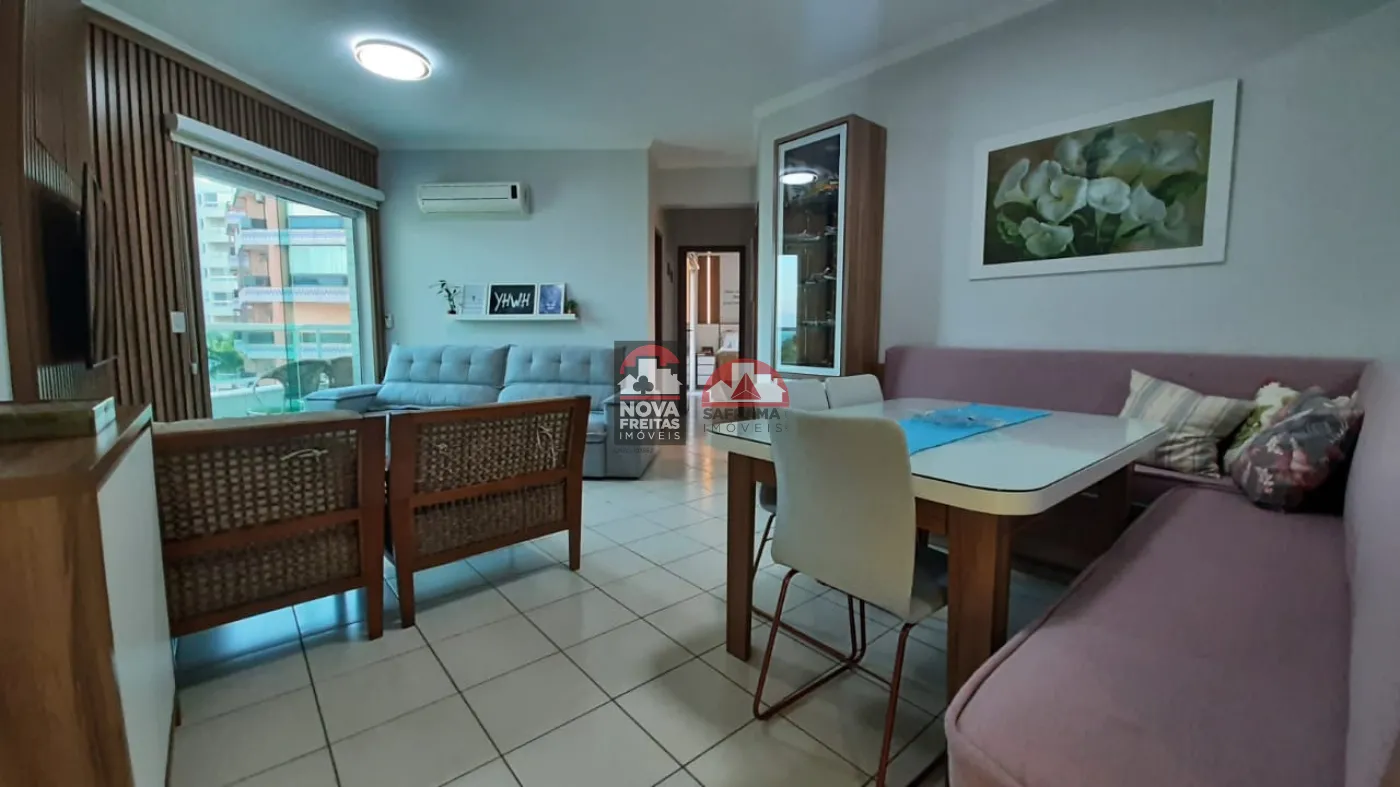 Apartamento / Padrão em Caraguatatuba 