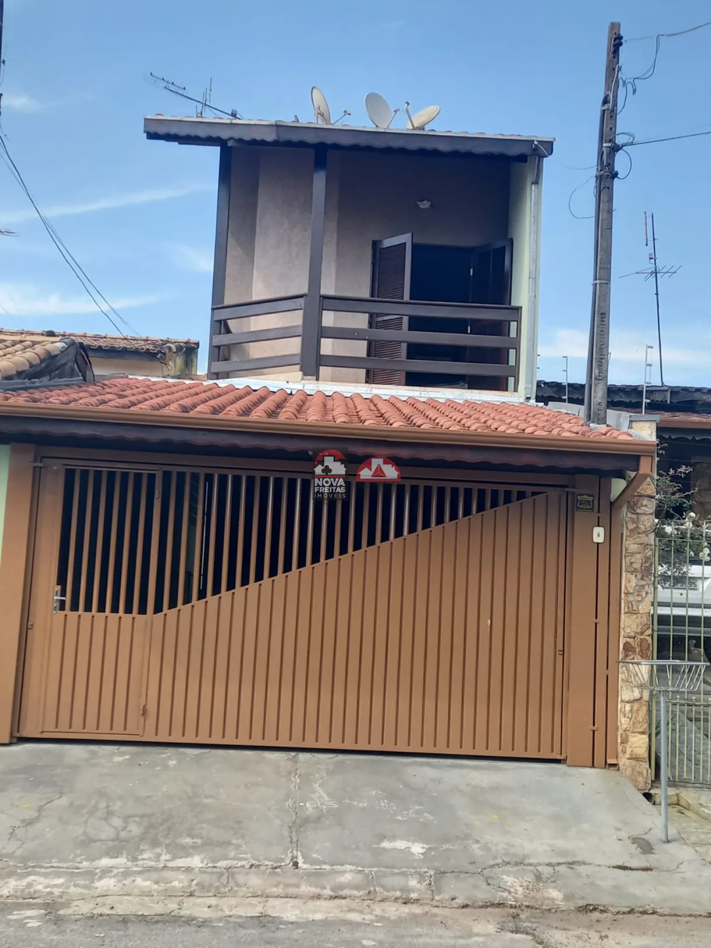 Casa / Sobrado Padrão em Pindamonhangaba 