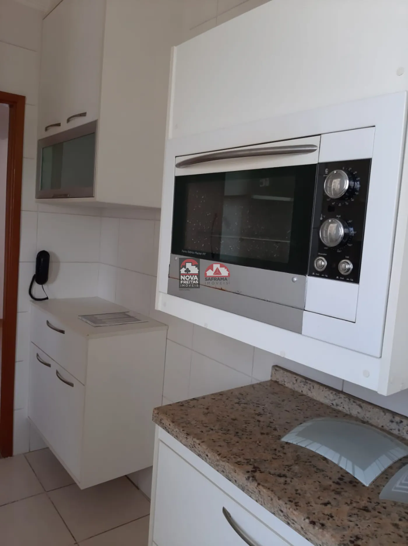 Apartamento / Padrão em São José dos Campos 