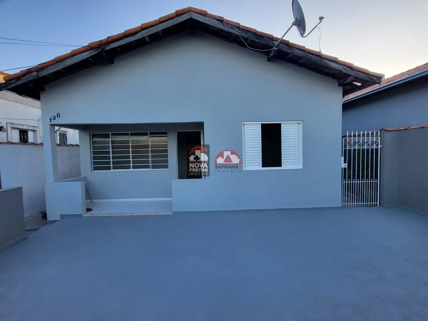 Casa / Padrão em São José dos Campos 