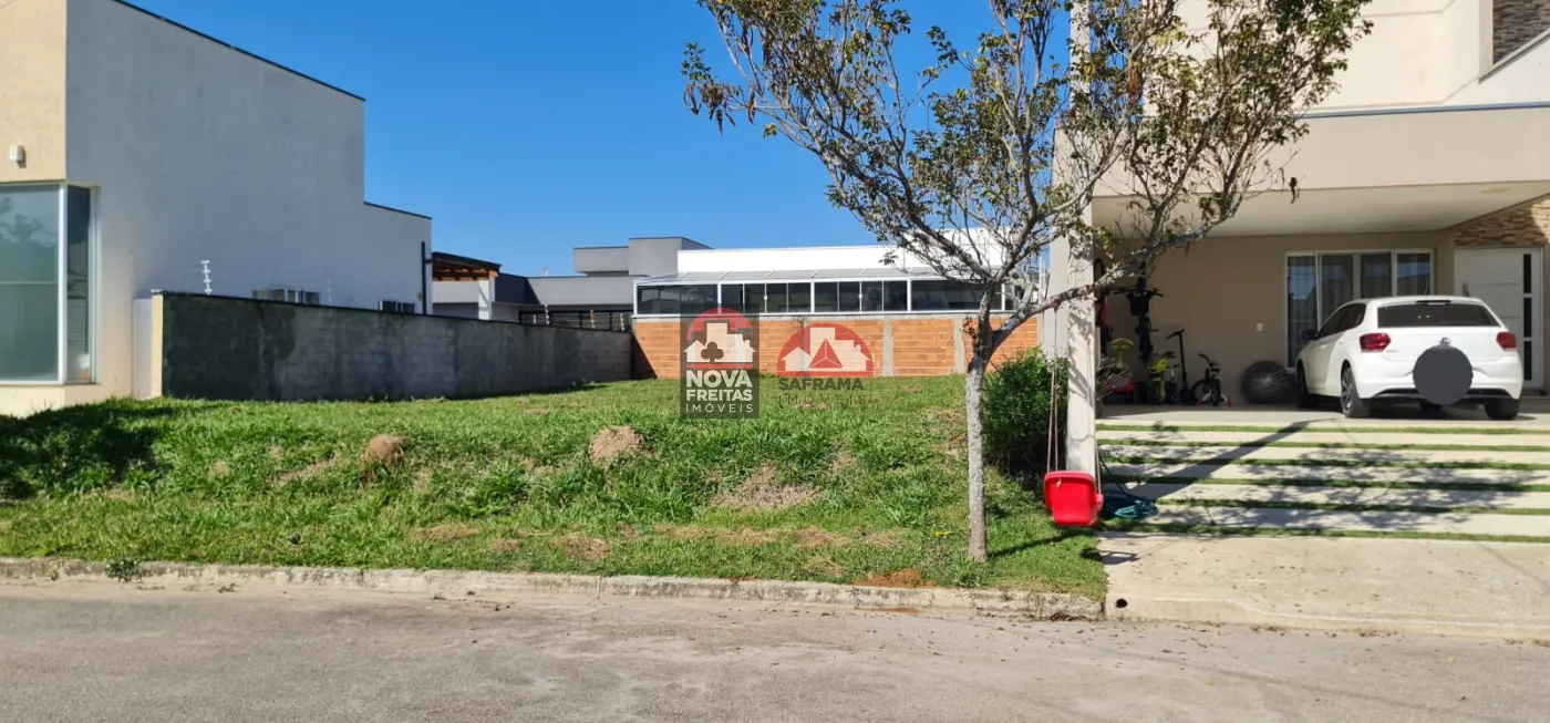 Casa / Sobrado Condomínio em Caçapava 