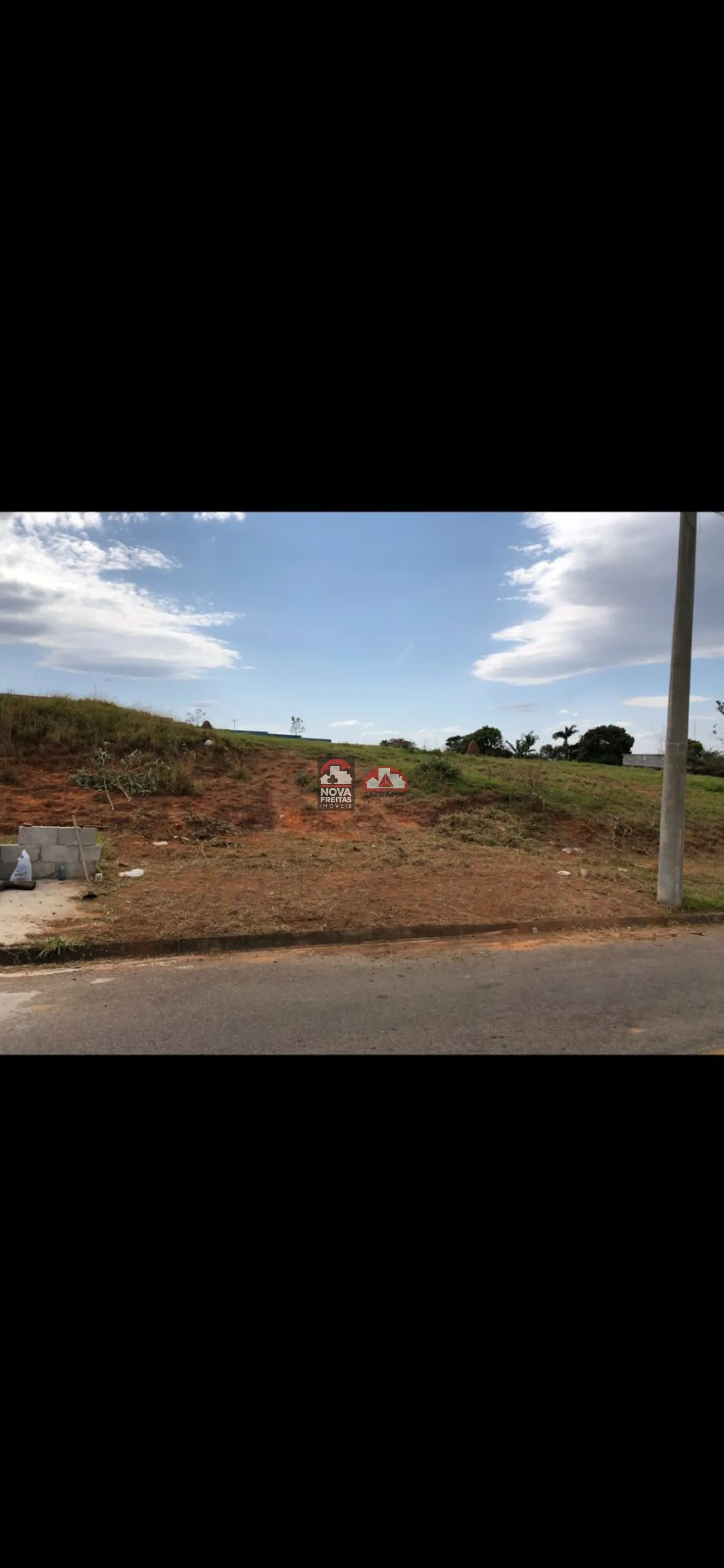 Terreno / Padrão em Condomínio em São José dos Campos 