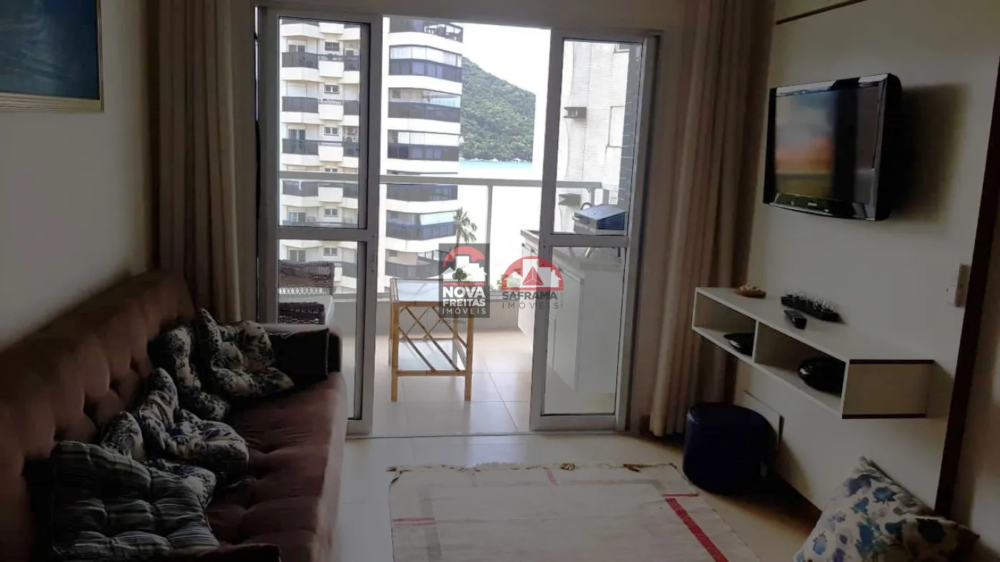 Apartamento / Padrão em Caraguatatuba 