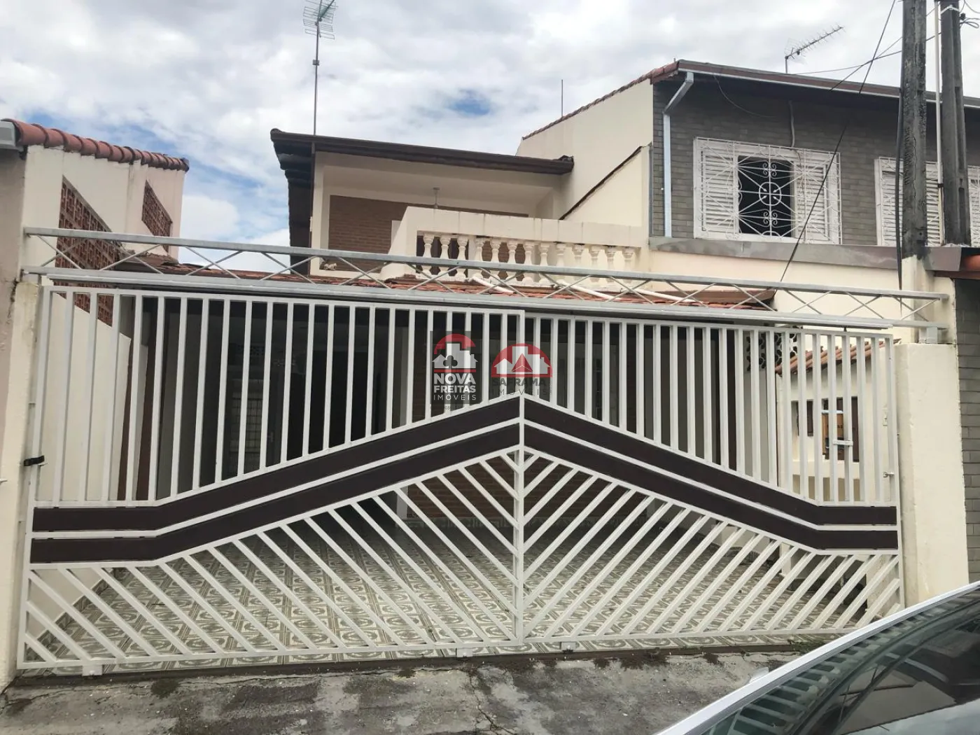 Casa / Sobrado Padrão em São José dos Campos 