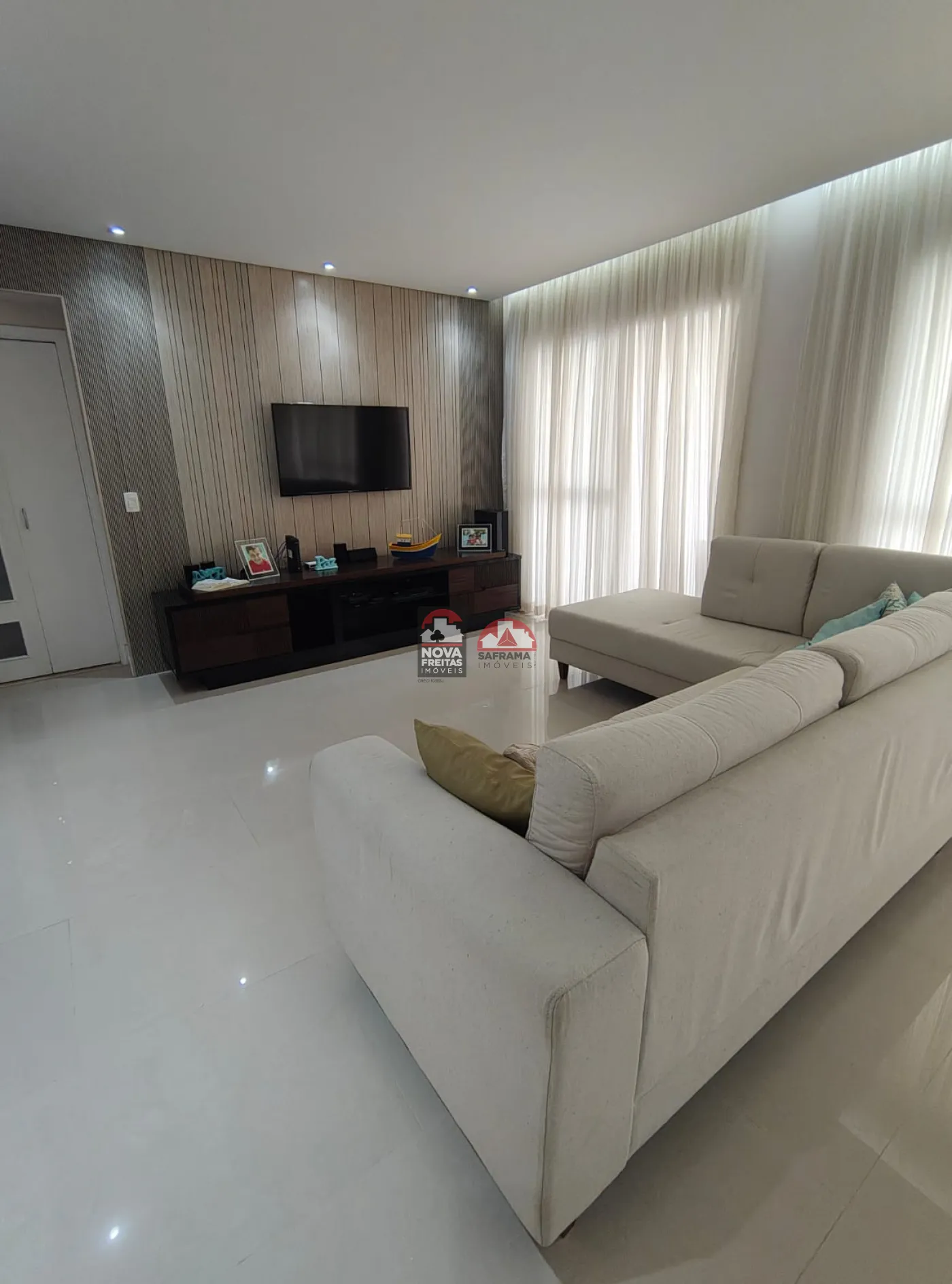 Apartamento / Padrão em São José dos Campos 