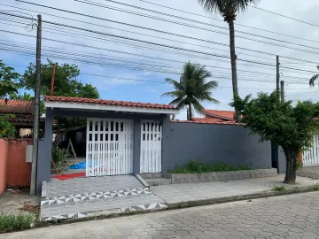 Alugar Casa / Padrão em Caraguatatuba. apenas R$ 2.777,77