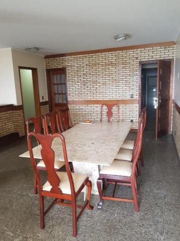 Alugar Apartamento / Padrão em Caraguatatuba. apenas R$ 3.000,00
