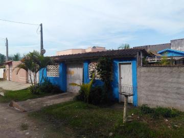 Alugar Casa / Padrão em Caraguatatuba. apenas R$ 480.000,00
