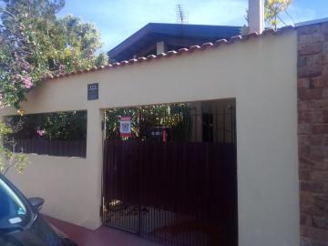 Alugar Casa / Padrão em São José dos Campos. apenas R$ 580.000,00