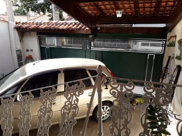Alugar Casa / Padrão em São José dos Campos. apenas R$ 560.000,00