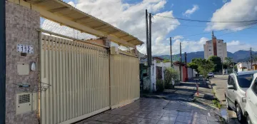 Alugar Casa / Padrão em Caraguatatuba. apenas R$ 2.650,00